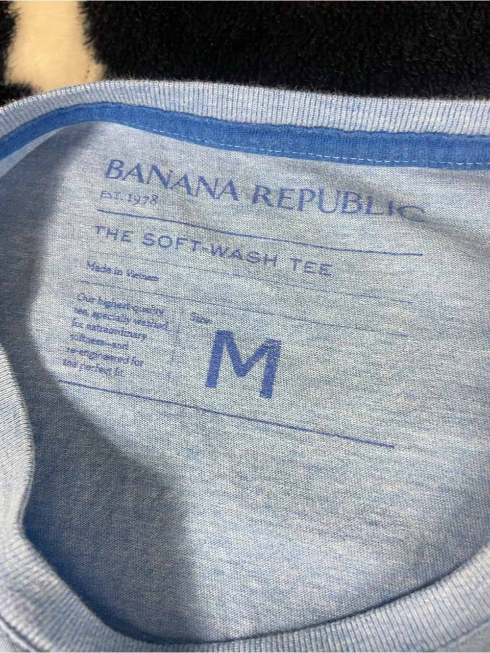 Banana Republic one tiny
